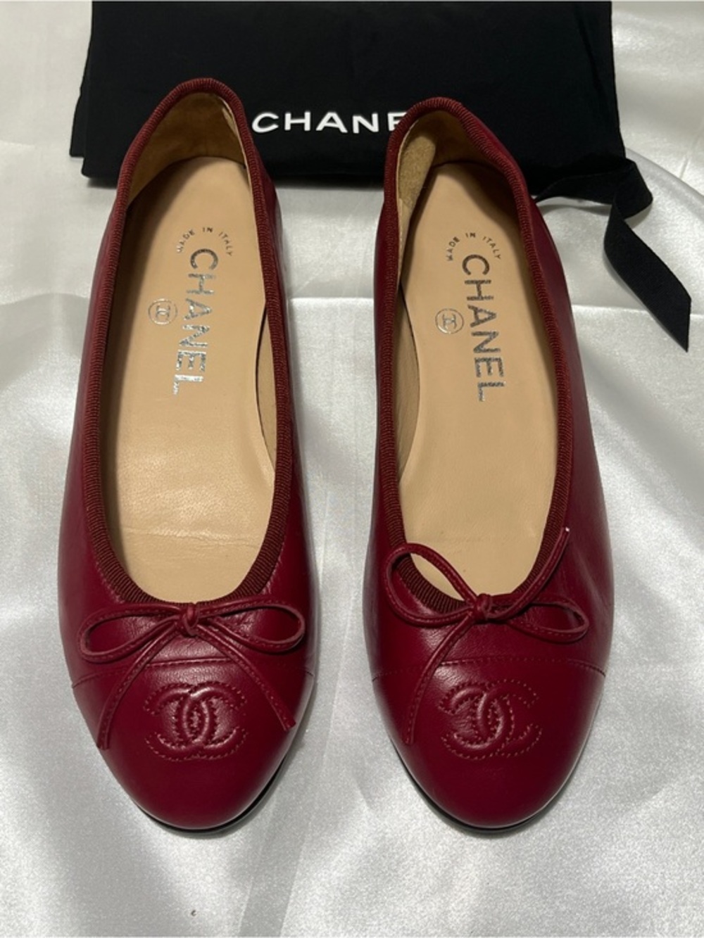 CHANEL Red Leather CC Logo Ballet Flats